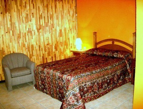 Hotel Hacienda Bustillos Креел Екстериор снимка